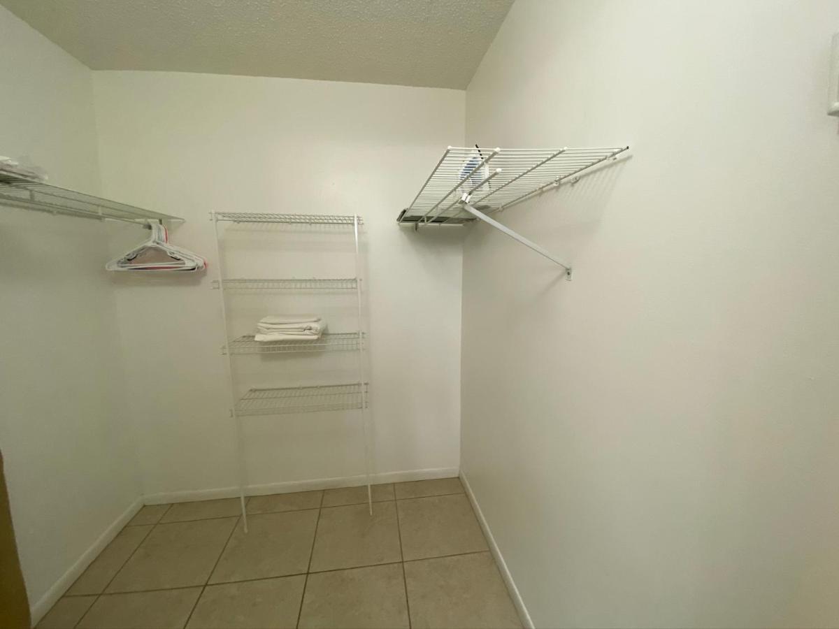 4330 Shorewalk Lakeview Condo Close To Img And Beach 布雷登顿 外观 照片